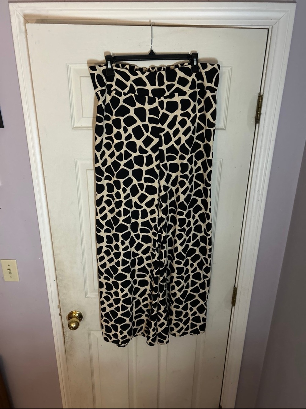 Giraffe-Print Satin Wide Leg Pants - Black & Cream